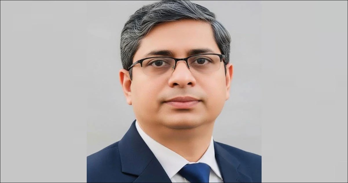 মাটির রাজনীতি থেকে সচিবালয়: এক কর্মবীর প্রতিমন্ত্রীর উত্থানগাথা