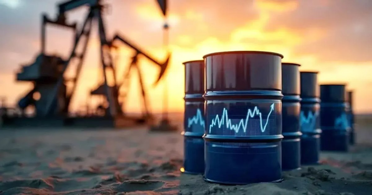 বিকল্প পথে ১ লাখ টন তেল আনছে বাংলাদেশ