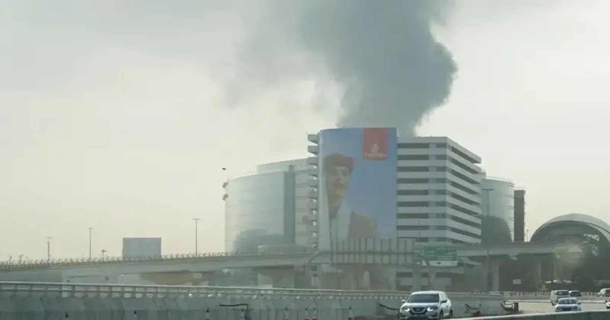 দুবাই বিমানবন্দরে ড্রোনের হামলা: ফ্লাইট চলাচল স্থগিত