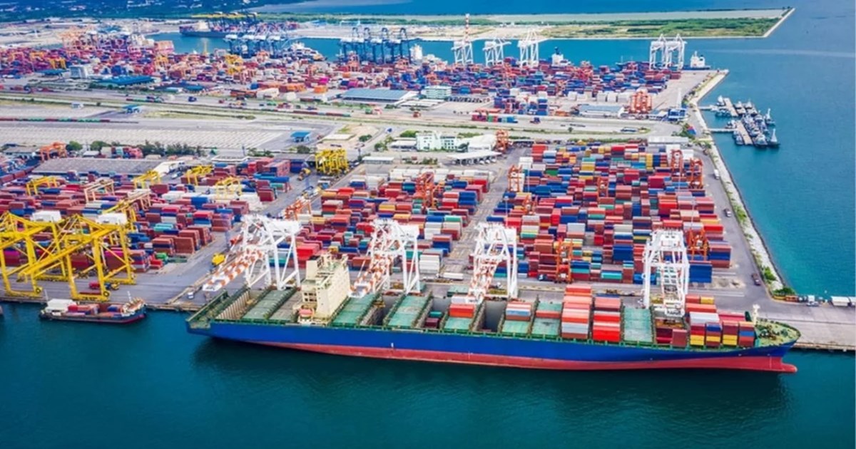 চট্টগ্রাম বন্দরের ঐতিহাসিক সিদ্ধান্ত: ৭ দিন ২৪ ঘণ্টা সচল থাকবে অপারেশন