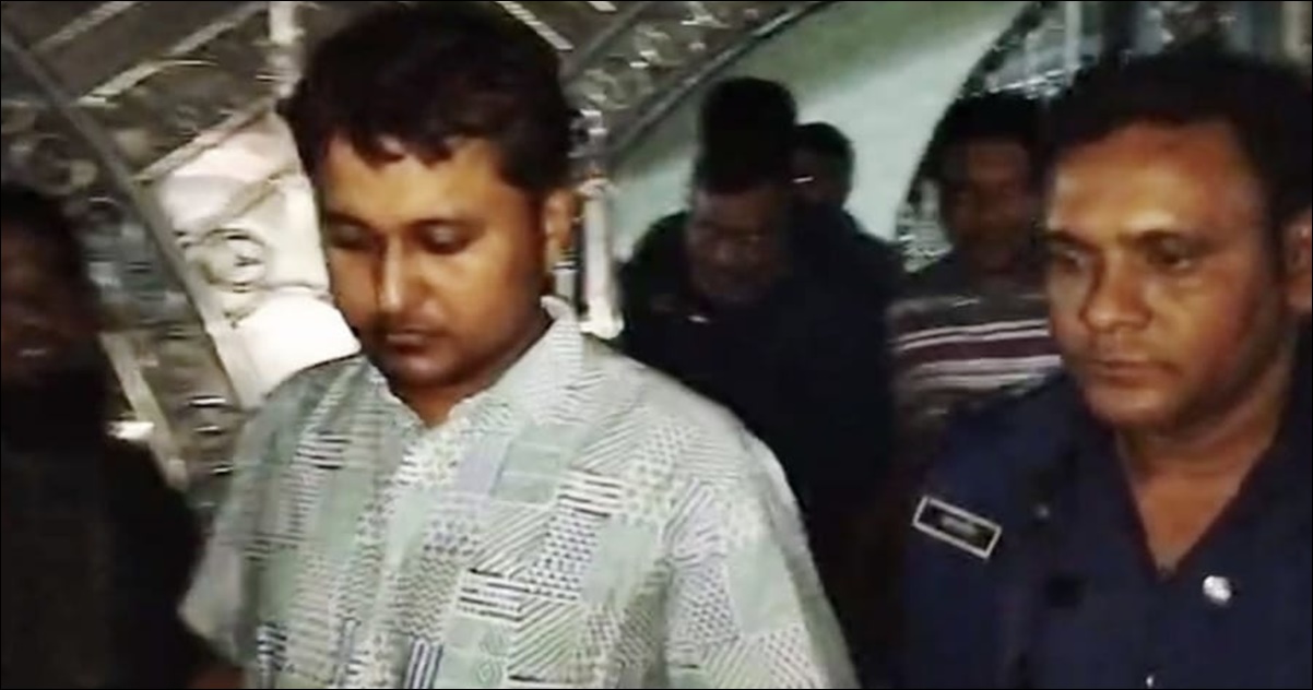 শিশু গৃহকর্মীকে গরম খুন্তির ছ্যাঁকা: চিকিৎসক গ্রেপ্তার, স্ত্রী পলাতক