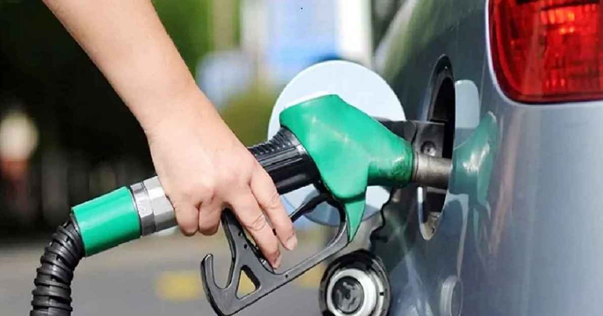 উঠে গেল তেলের রেশনিং, দাম বাড়বে না: জ্বালানি প্রতিমন্ত্রী