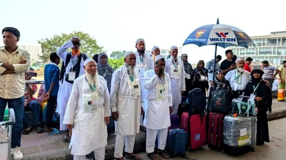 সৌদিগামী ফ্লাইটে বিপর্যয়: বাতিল ৮৬ ফ্লাইট, আটকা সাড়ে ১৩ হাজার যাত্রী