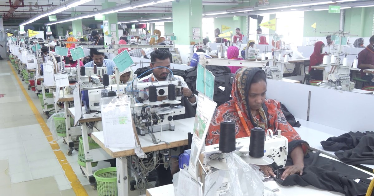 ঈদের ছুটির আগেই দিতে হবে শ্রমিকদের বেতন-বোনাস: শ্রমমন্ত্রী