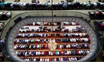 আজ পবিত্র লাইলাতুল কদর: হাজার মাসের চেয়েও শ্রেষ্ঠ রজনী