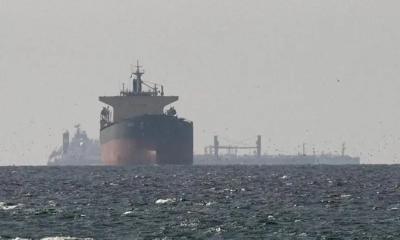 ট্রাম্পের হুঁশিয়ারি ও খামেনির রহস্যময় বার্তা: খাদের কিনারে ভঙ্গুর যুদ্ধবিরতি