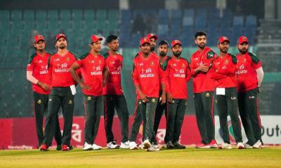 ক্রিকেটারদের কার বেতন কত হচ্ছে?