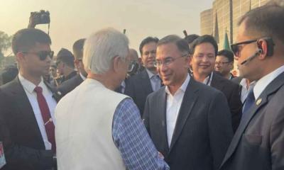 এক ঐতিহাসিক হাতবদল ও নতুন বাংলাদেশের সূচনা