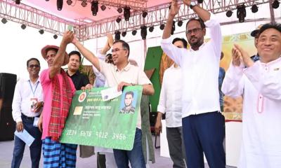 ‘আম-জাম ধরলে আমাকে পাঠাবেন’: কৃষক কার্ডের উদ্বোধনকালে প্রধানমন্ত্রী