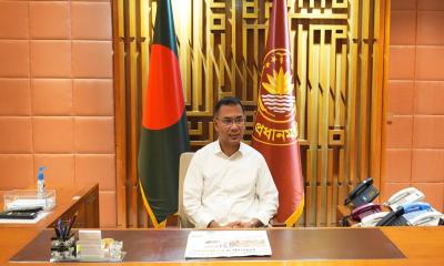 প্রথমবারের মতো ঢাকা সেনানিবাসে অফিস করলেন প্রধানমন্ত্রী তারেক রহমান