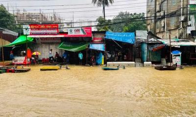 ২৮৪ মিলিমিটার বৃষ্টিতে ডুবল শহর, এইচএসসি পরীক্ষা স্থগিত, বন্ধ হলো সব ঝরনা