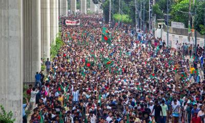 ৫ আগস্ট: অশ্রু, রক্ত আর এক নতুন বাংলাদেশের পুনর্জন্মের মহাকাব্য