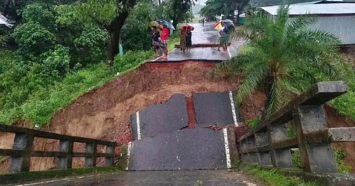 বান্দরবান-রাঙ্গামাটি সড়ক যোগাযোগ বিচ্ছিন্ন
