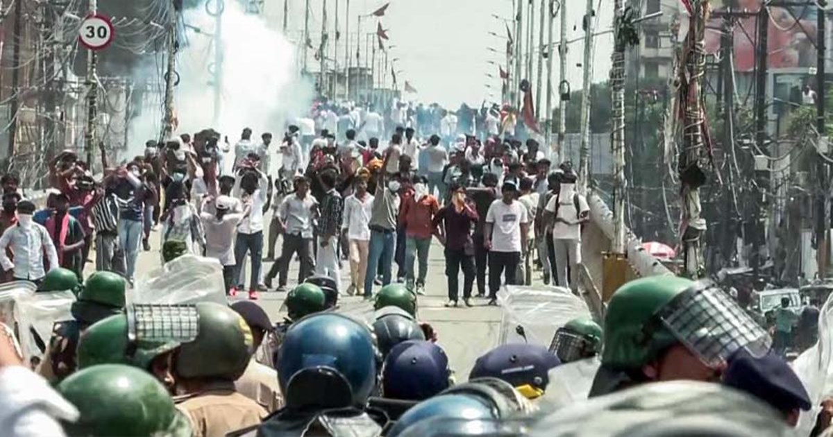 হুঁশিয়ারির পরই পিছু হটল বিহার ও আসাম সরকার, সব মামলা প্রত্যাহারের ঘোষণা